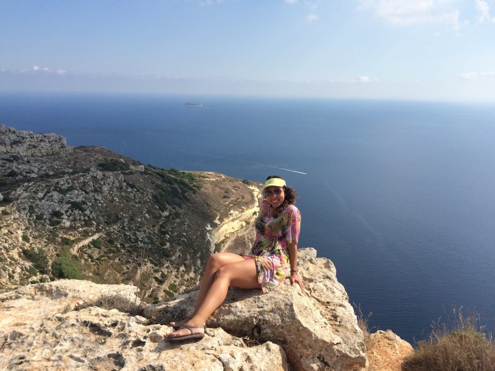 Na pontinha do penhasco em Dling Cliffs