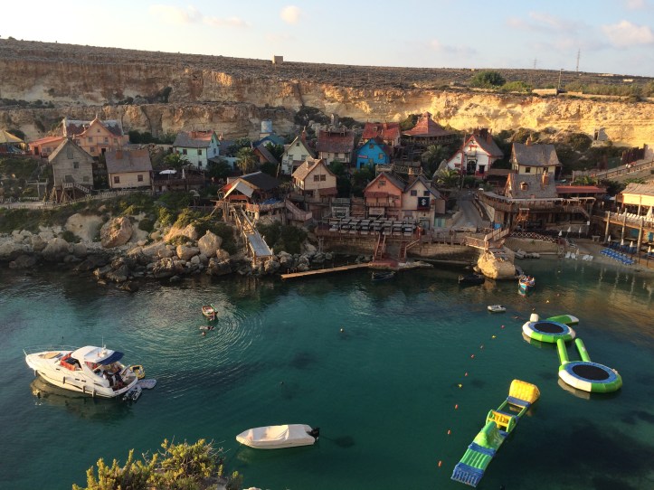 Vista do Popeye Village a partir do mirante