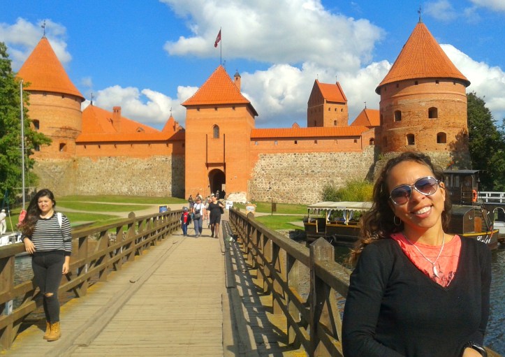 Acesso_ao_Castelo_de_Trakai-01[1]