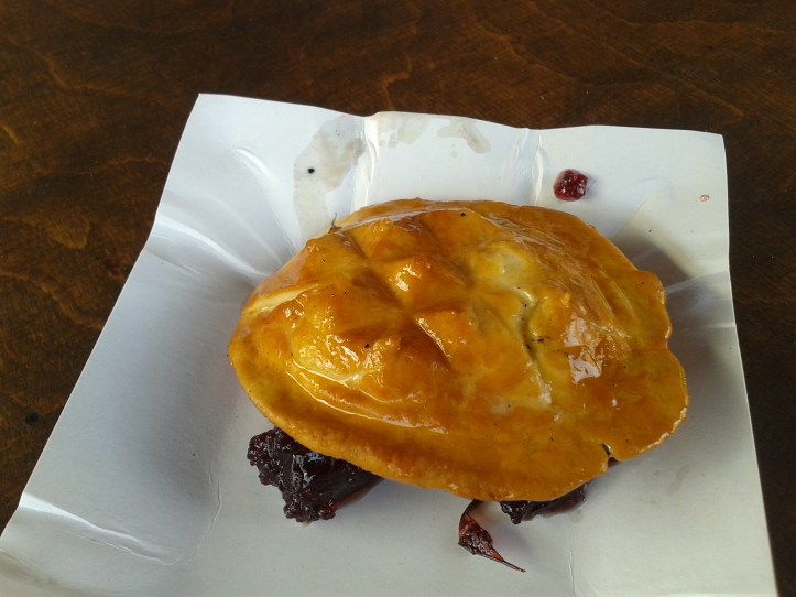 Oscypek Zurawina - queijo grelhado com geléia