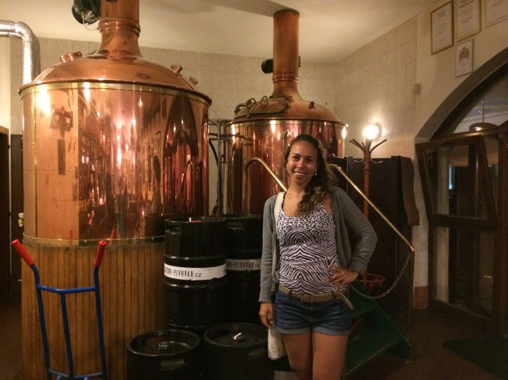 Os tanques de produção de cerveja