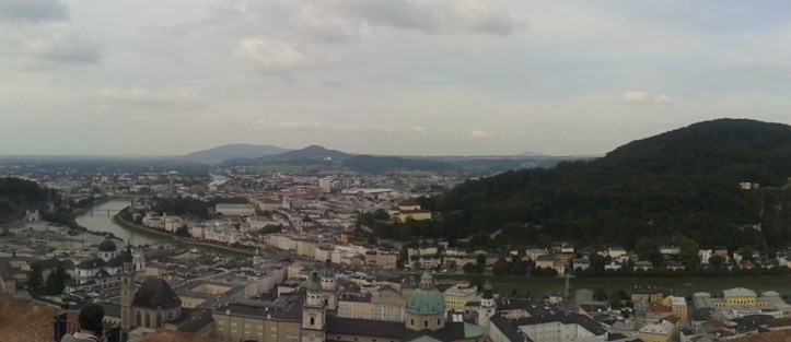 Panorâmica de Salzburgo a partir doa Fortaleza HohenSalzburgo