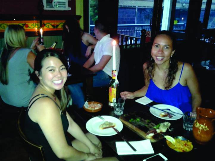 Carina e eu em um jantarzinho espanhol - La Tasca