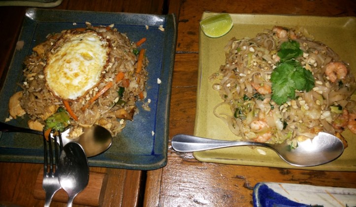 Jantar no restaurante tailandês no Leblon, Nam Thai