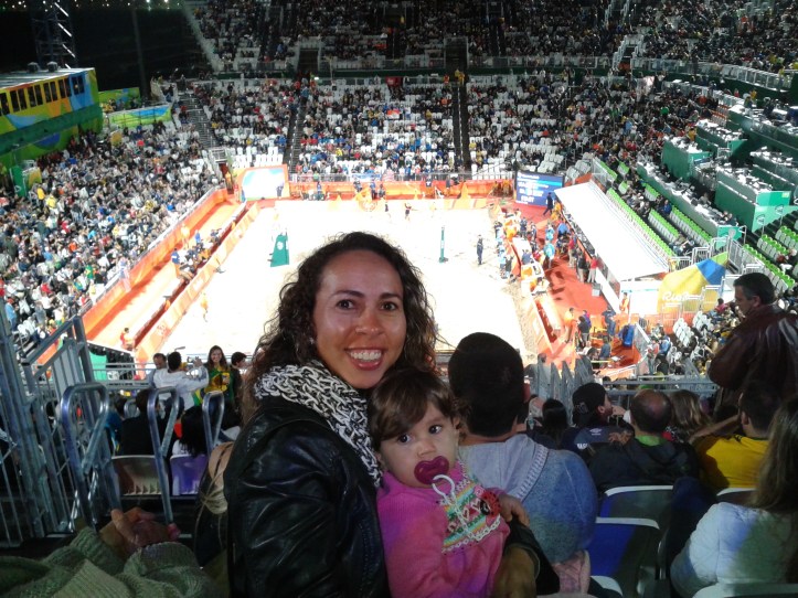 Arena de Vôlei de praia com minha priminha Helena