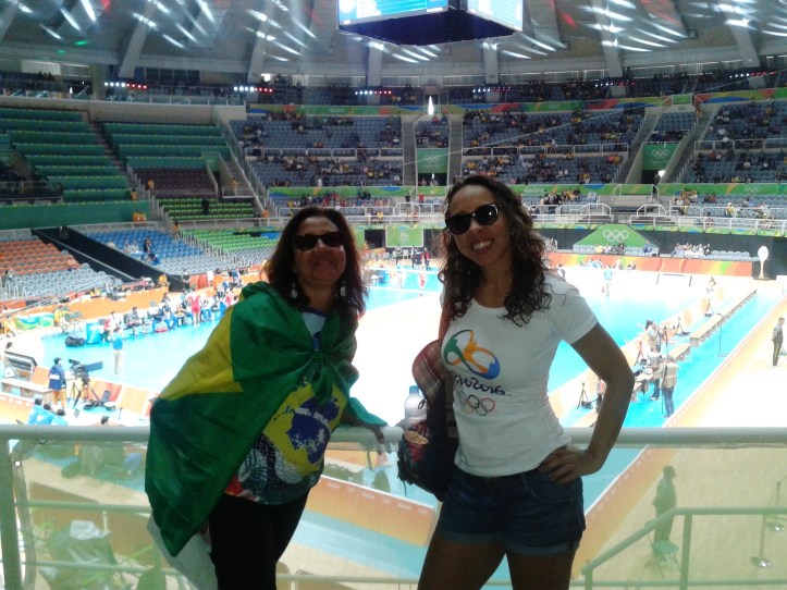 Vôlei de quadra masculino no Maracanãzinho com minha tia Silvana