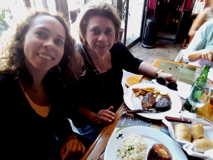 Almoço no restaurante El Palenque no Mercado do Porto