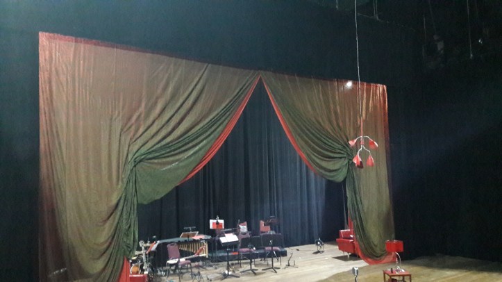 Palco da segunda sala de espetáculo ("sala preta")