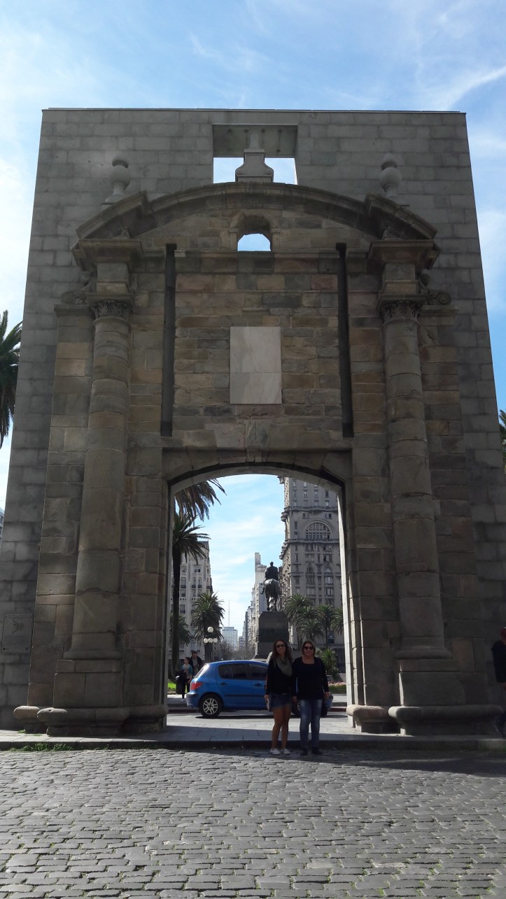 Porta da Ciudadela pelo lado da "Cidade Velha"