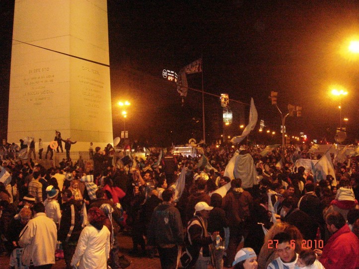 Comemoração da vitória Argentina na Plaza de la República