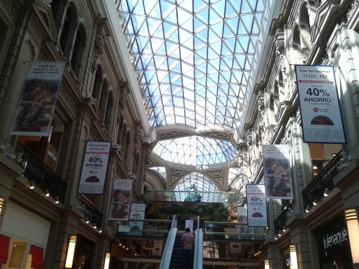 Galeria Pacífico por dentro