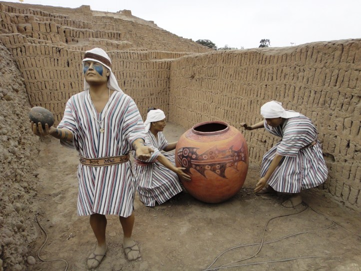 Huaca Pucllana - reconstituição de ritual de oferenda