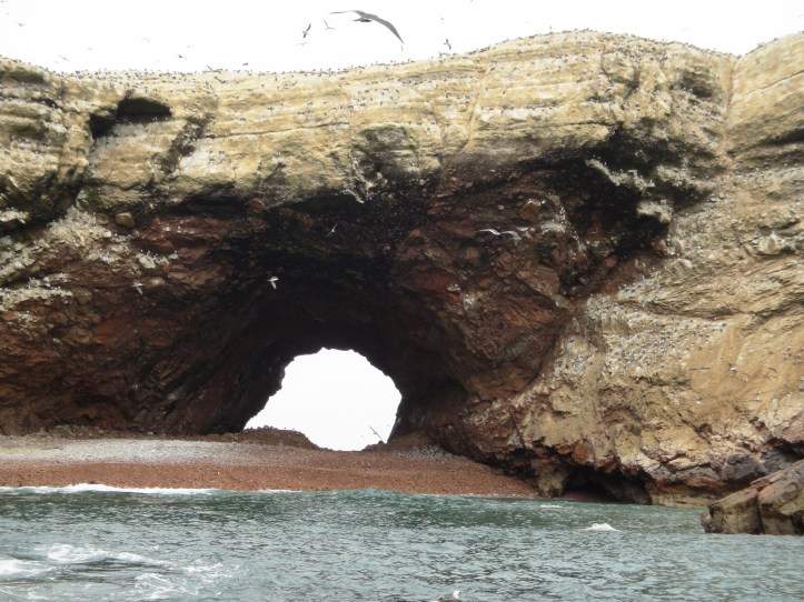 As belíssimas formações rochosas das Ilhas Ballestras