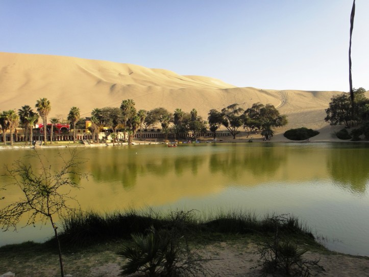 Huacachina um oásis em meio ao deserto