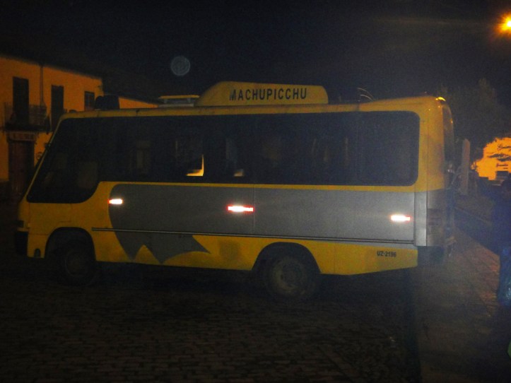 Ônibus para a trilha