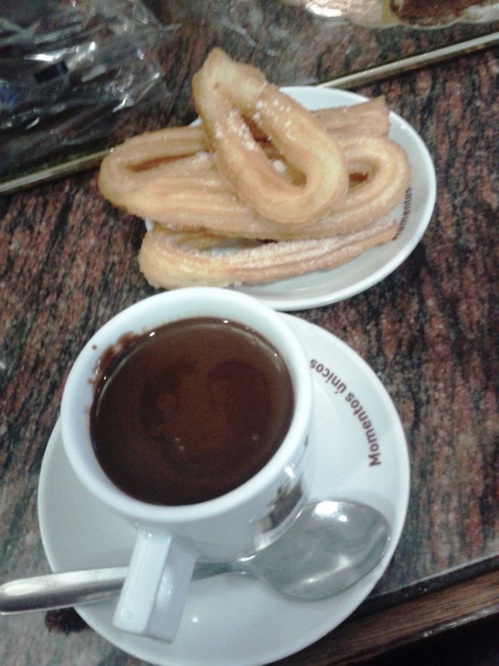 Churros com chocolate