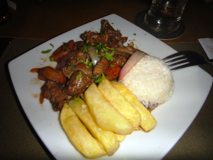 Lomo saltado