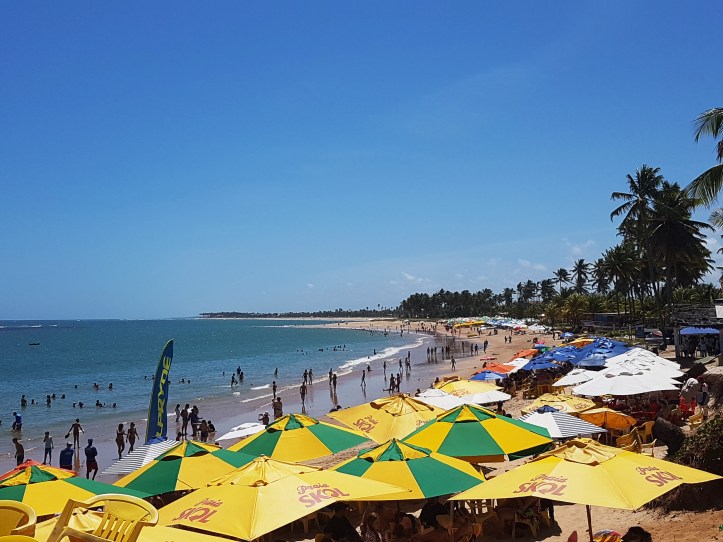 Praia de Guarajuba - barracas