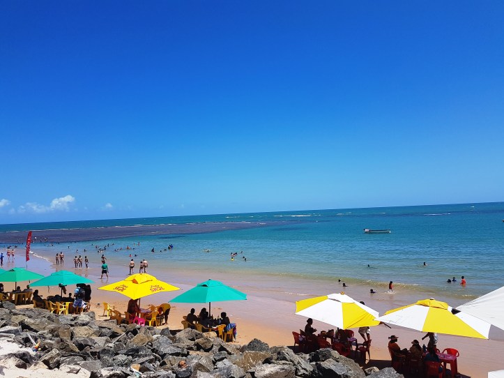 Praia de Guarajuba - piscininhas