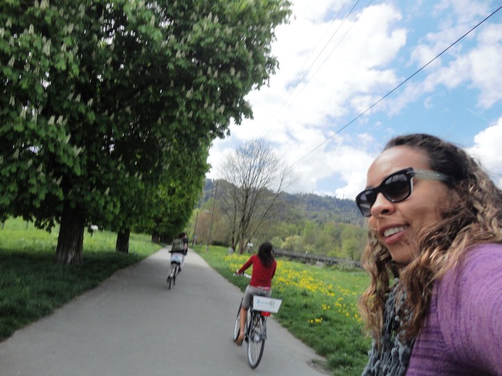 Passeio de bike pelo parque Allmend