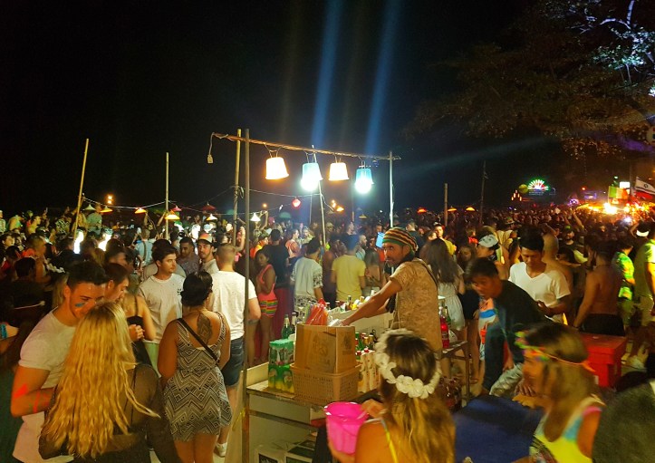 20 - agito da virada em frente ao hotel-01