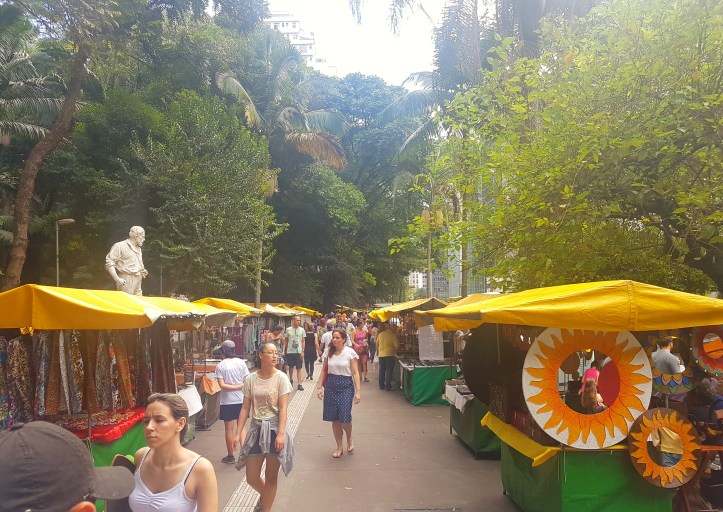 26- Feirinha em frente ao MASP-01