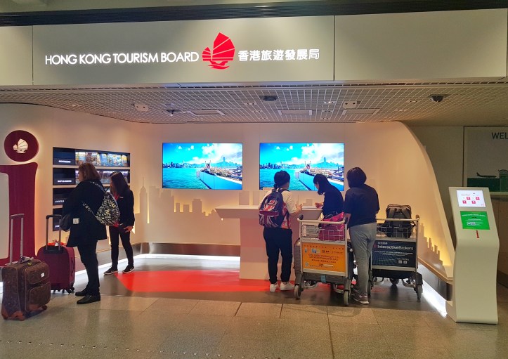 14- Balcao de turismo aeroporto-01