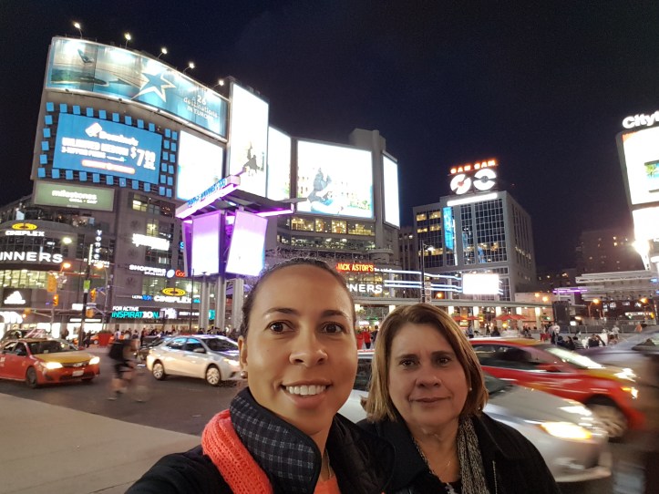 33-Dundas Square.jpg