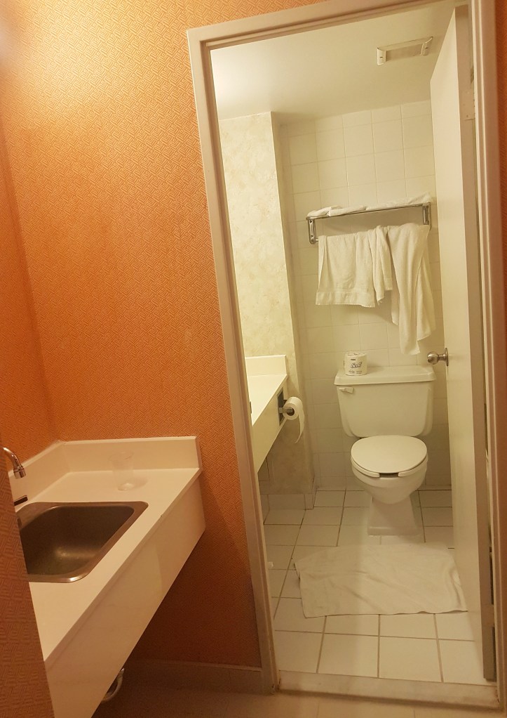 46- Hotel Residence_banheiro-01.jpeg