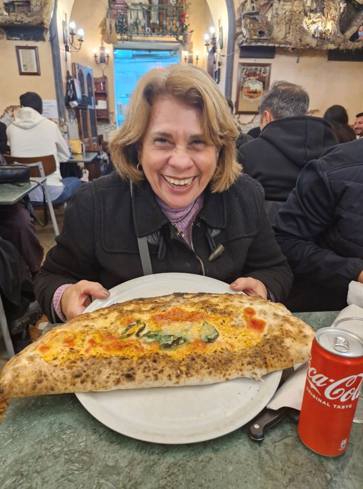 O atributo alt desta imagem está vazio. O nome do arquivo é 3-pizza-pellone.jpg